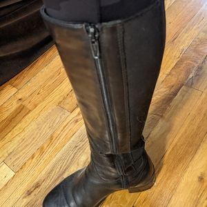 Black waterproof leather La Canadienne boots size 7 (also fits 7.5)